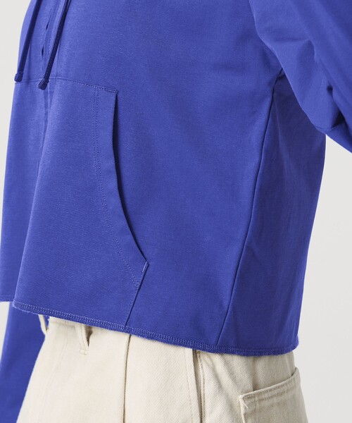 BEAUTY&YOUTH UNITED ARROWS(ビューティーアンドユースユナイテッドアローズ)の「【WEB限定 Wardrobe DAILY MINIMAL】フードジップパーカー UVカット 接触冷感 ウォッシャブル(パーカー・レディース・ブラック/ホワイト/ロイヤルブルー・FREE)」の21枚目の写真