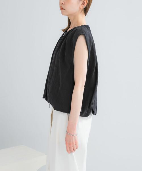 URBAN RESEARCH ROSSO WOMEN（アーバンリサーチ　ロッソ）の「CHIGNON　ダブルジップバルーンジレ（ダウンベスト・レディース・ベージュ/アイボリー/ブラック・FREE）」の10枚目の写真