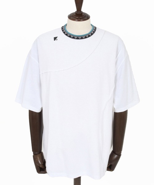 ANGENEHM(アンゲネーム)の「mt10443-Tucked Design & Pique Jacquard Rib T-shirt Tシャツ(AG06-022scg)(Tシャツ/カットソー・メンズ・ホワイト/ブラック・L/M/S)」の11枚目の写真