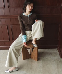 INOIE（イノイエ）の「［INOIE］タック切り替えワイドチノパンツ（チノパンツ）」