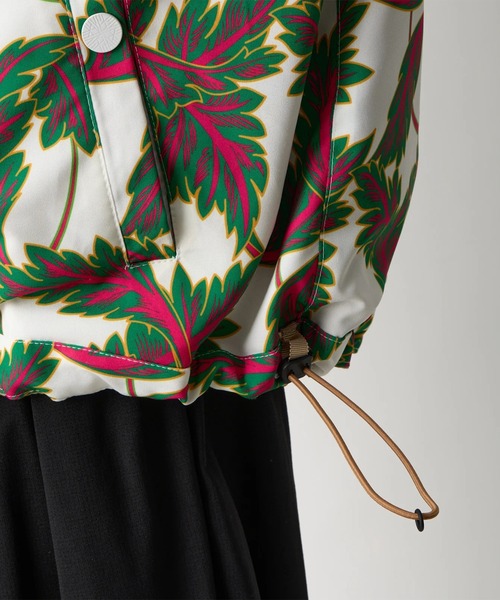 WHITE MOUNTAINEERING(ホワイトマウンテニアリング)の「【White Mountaineering/ホワイトマウンテニアリング】BOTANICAL PATTERN REVERSIBLE BLOUSON(ブルゾン・メンズ・ブラウン/ベージュ/ブラック・1)」の12枚目の写真
