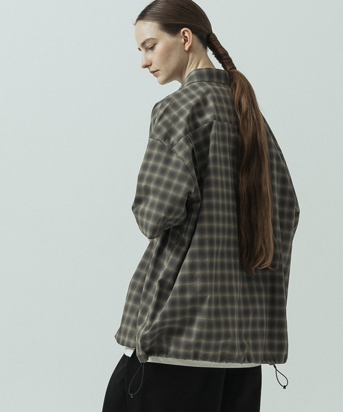 SLICK(スリック)の「【SLICK/スリック】Ombre Check Drawstring Regular Collar Shirt/オンブレチェックドローストリングレギュラーカラーシャツ(シャツ/ブラウス・メンズ・ブラウン/ホワイト/スミクロ・3/2/1)」の20枚目の写真