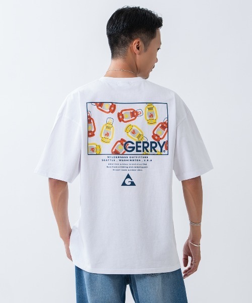 GERRY(ジェリー)の「【GERRY】別注 プリント 半袖Tシャツ(Tシャツ/カットソー・メンズ・ブラック系/グレー系1/ブラック系1/ホワイト/グレー系/ブラック系3/グレー系3/ホワイト系2/レッド系2/ホワイト系1/ホワイト系/カーキ/ブラック/ホワイト系3/ブラック系2/ブラック系4/ホワイト系6/ブラック系6/カーキ系4/カーキ系5/アイボリー系6/ダルブルー系7/ホワイト系7/ホワイト系4/ホワイト系5/ブラック系5/ブラック系7・X-LARGE/LARGE/MEDIUM/SMALL)」の7枚目の写真