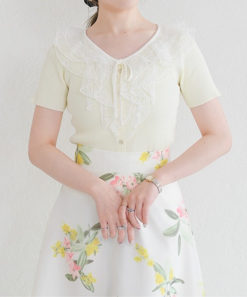 MISCH MASCH(ミッシュマッシュ)の「2026春夏新作 レースラッフル半袖リブニット(ニット/セーター・レディース・ネイビー/イエロー/ブルー・フリ-)」の21枚目の写真