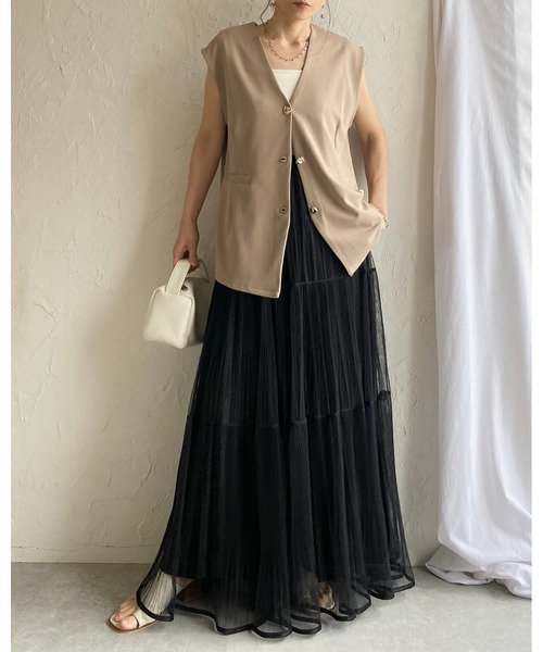 She's Closet(シーズクローゼット)の「ラメ チュール レイヤード プリーツ ティアード ロングスカート(スカート・レディース・ブラック/ブルー/アイボリー/モカ・FREE)」の5枚目の写真