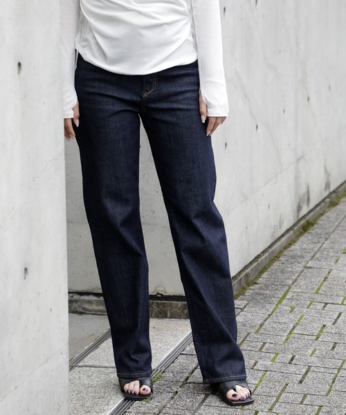 YANUK（ヤヌーク）の「[YANUK/ヤヌーク]LEA (Boys Straight) OWI（デニムパンツ・レディース・ブルー・26/25/24/23）」の11枚目の写真