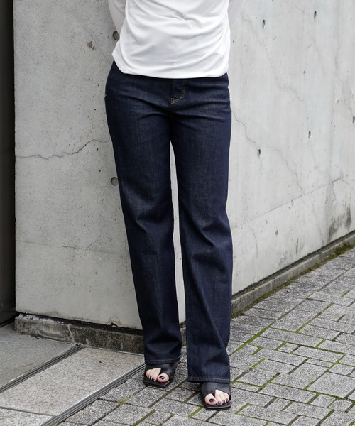 YANUK（ヤヌーク）の「[YANUK/ヤヌーク]LEA (Boys Straight) OWI（デニムパンツ・レディース・ブルー・26/25/24/23）」の12枚目の写真