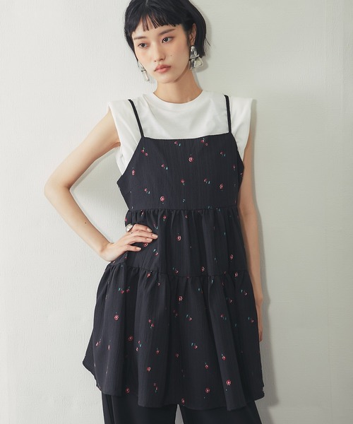 ANOTHER S(アナザーエス)の「花 プリントジャガード ティアードチュニックキャミ ワンピ(チュニック・レディース・ホワイト/ホワイト系その他/ブラック/ブラック系その他・FREE)」の21枚目の写真