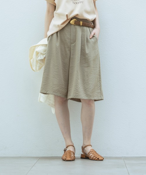 LAKOLE(ラコレ)の「<多機能ウェア>リネンライクタックハーフパンツ /659869(その他パンツ・レディース・テラコッタ/グレイッシュベージュ/アイボリー/チャコール・FREE)」の4枚目の写真