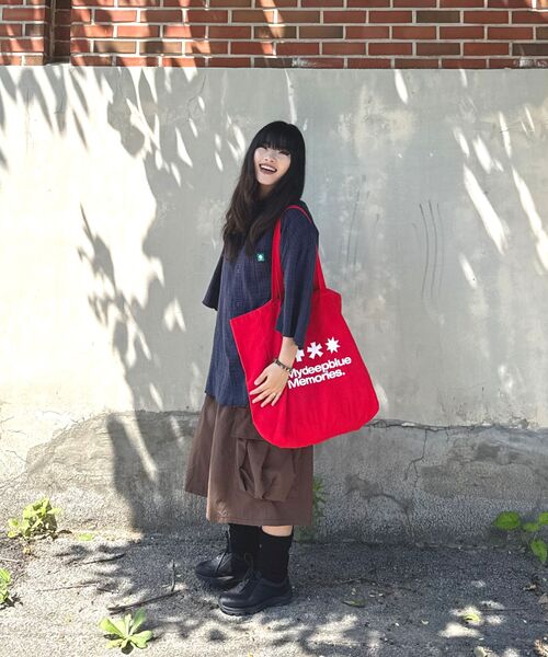 mydeepbluememories(マイディープブルーメモリーズ)の「MM LOGO ECO BAG_Red(エコバッグ/サブバッグ・レディース・レッド・FREE)」の7枚目の写真