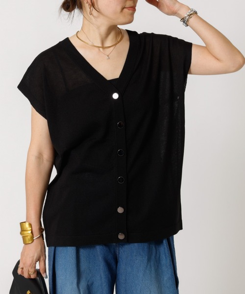 DESIGNWORKS(デザインワークス)の「【一部店舗限定】シアーコンパクトニットジレベスト(ベスト・レディース・ブラック/アイボリー/グレイッシュベージュ・38)」の5枚目の写真