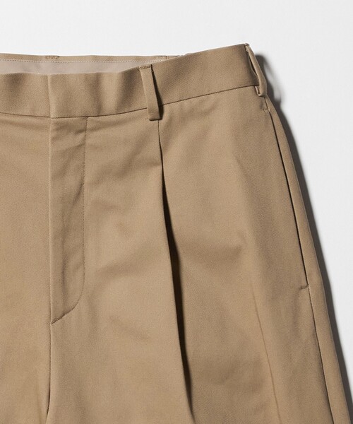 BEAUTY&YOUTH UNITED ARROWS(ビューティーアンドユースユナイテッドアローズ)の「アジャスト ワイド チノ ショーツ(チノパンツ・メンズ・ベージュ/グレー系・L/M/S/XL)」の4枚目の写真