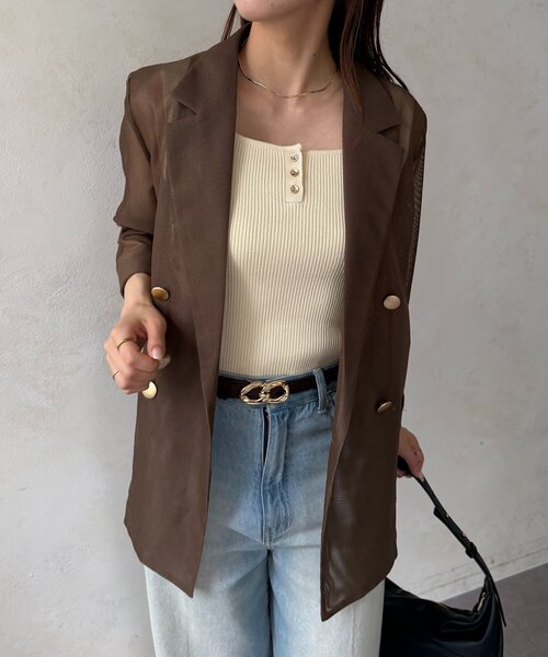 Thevon(ゼボン)の「スクエアヘンリーリブノースリニット(ニット/セーター・レディース・ブラウン/グリーン/アイボリー・FREE)」の11枚目の写真