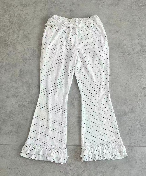 hugi(ハギ)の「DOT FRILL FLARE PANTS / ドットフリルフレアパンツ(その他パンツ・レディース・ホワイト/ブラック・FREE)」の14枚目の写真