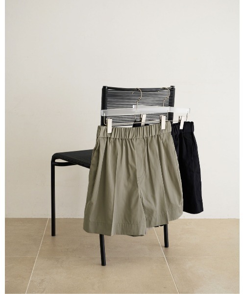 anuke(アンヌーク)の「Twill Half Pants(その他パンツ・レディース・ブラック/ベージュ・38inch/36inch)」の6枚目の写真