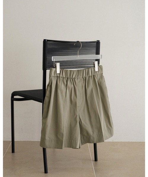 anuke(アンヌーク)の「Twill Half Pants(その他パンツ・レディース・ブラック/ベージュ・38inch/36inch)」の3枚目の写真