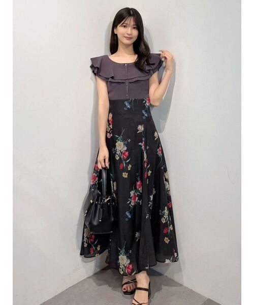 MERCURYDUO（マーキュリーデュオ）の「花柄バックレースアップフレアスカート（スカート・レディース・ブラック/オフホワイト・MEDIUM/SMALL）」の13枚目の写真
