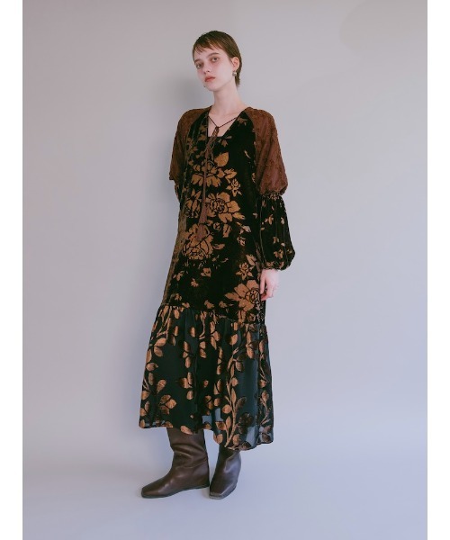 sahara(サハラ)の「【26AW PRE ORDER】Patchwork Velour Dress.(ワンピース・レディース・ブラック/ブラウン・FREE)」の4枚目の写真