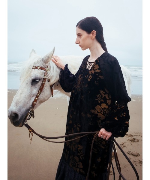 sahara(サハラ)の「【26AW PRE ORDER】Patchwork Velour Dress.(ワンピース・レディース・ブラック/ブラウン・FREE)」の19枚目の写真