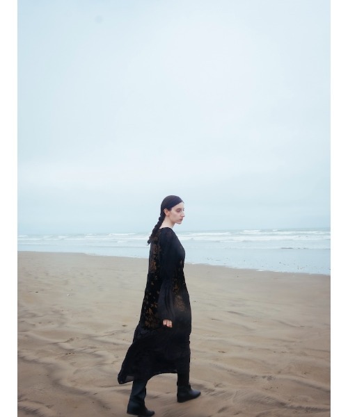 sahara(サハラ)の「【26AW PRE ORDER】Patchwork Velour Dress.(ワンピース・レディース・ブラック/ブラウン・FREE)」の20枚目の写真