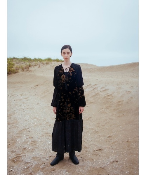sahara(サハラ)の「【26AW PRE ORDER】Patchwork Velour Dress.(ワンピース・レディース・ブラック/ブラウン・FREE)」の15枚目の写真