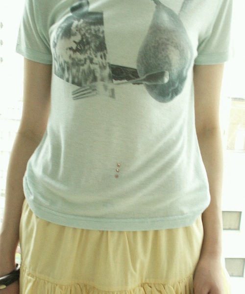 igi(イジ)の「BRA T / モチーフプリントソフトトップス(Tシャツ/カットソー・レディース・ブルーグレー/カーキ/ホワイト・FREE)」の22枚目の写真