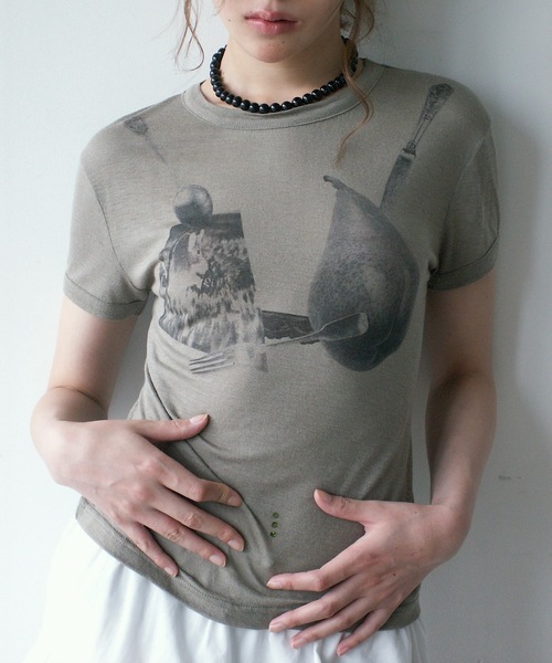 igi(イジ)の「BRA T / モチーフプリントソフトトップス(Tシャツ/カットソー・レディース・ブルーグレー/カーキ/ホワイト・FREE)」の14枚目の写真