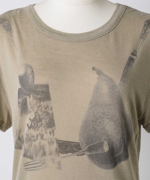 igi(イジ)の「BRA T / モチーフプリントソフトトップス(Tシャツ/カットソー・レディース・ブルーグレー/カーキ/ホワイト・FREE)」の7枚目の写真