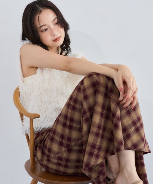 mysty woman(ミスティウーマン)の「アソートナローマーメイドスカート 1052528(スカート・レディース・グレー系その他/レッド系その他/ブラック/アイボリー・FREE)」の7枚目の写真