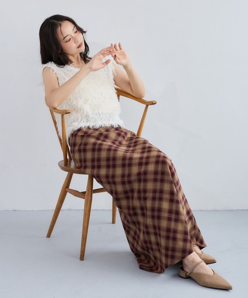 mysty woman(ミスティウーマン)の「アソートナローマーメイドスカート 1052528(スカート・レディース・グレー系その他/レッド系その他/ブラック/アイボリー・FREE)」の11枚目の写真