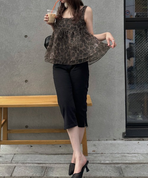 WILLFULLY(ウィルフリー)の「gather flare organdy peplum tops(その他トップス・レディース・レオパード/ベージュ/ブラック・FREE)」の19枚目の写真