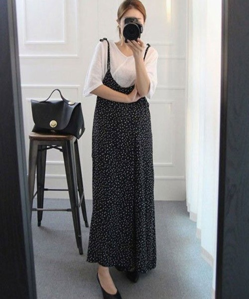 Flugge(フラッジー)の「ドット柄キャミロングワンピース(ワンピース・レディース・ブラック・MEDIUM/LARGE)」の7枚目の写真