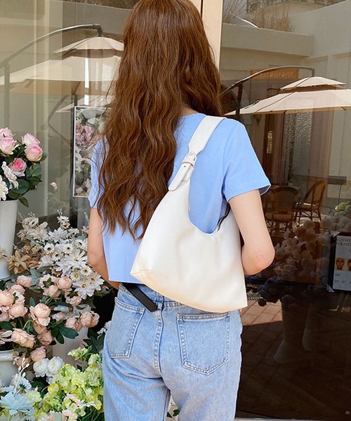 florist(フローリスト)の「ベルトハンドルホーボーバッグ/ハンドバッグ(ハンドバッグ・レディース・ベージュ/オフホワイト・FREE)」の4枚目の写真