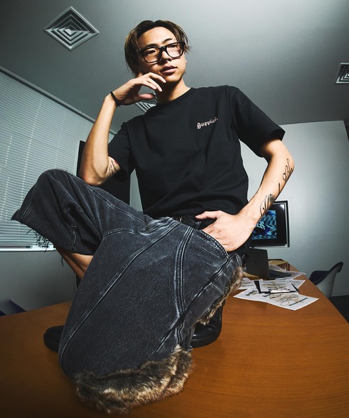 SUPPLIER（サプライヤー）の「SUPPLIER 別注 Fur SWITCHING BAGGY Shorts（その他パンツ・メンズ・ブラック・LARGE/MEDIUM/SMALL）」の4枚目の写真
