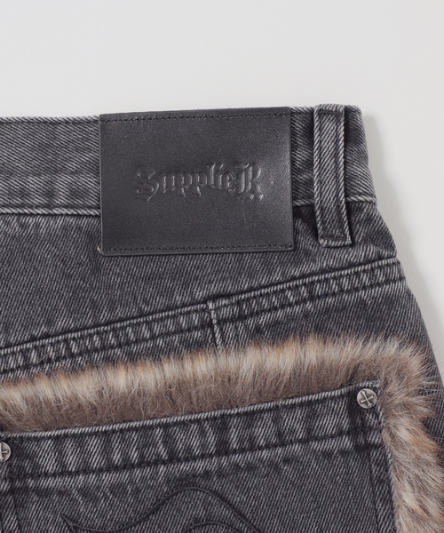 SUPPLIER（サプライヤー）の「SUPPLIER 別注 Fur SWITCHING BAGGY Shorts（その他パンツ・メンズ・ブラック・LARGE/MEDIUM/SMALL）」の12枚目の写真