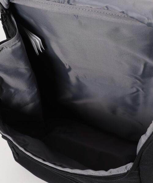 NIKE(ナイキ)の「【NIKE】ナイキ 35L リュックサック(バックパック/リュック・メンズ・ブラック・FREE)」の4枚目の写真