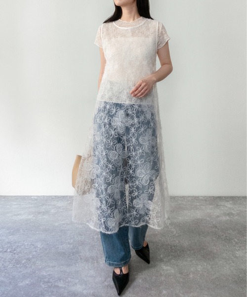 on:nue(オンニュ)の「【on:nue】シアーフラワーレースレイヤードワンピース/2026 SS COLLECTION(ワンピース・レディース・ブラック/ホワイト・FREE)」の4枚目の写真