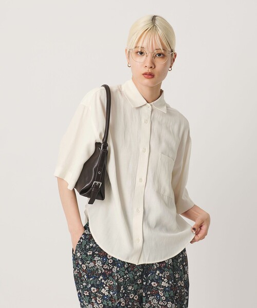 BEAUTY&YOUTH UNITED ARROWS(ビューティーアンドユースユナイテッドアローズ)の「シアー バックタック ショートスリーブ シャツ 接触冷感(シャツ/ブラウス・レディース・オフホワイト/ライトブルー/ライトピンク・FREE)」の2枚目の写真