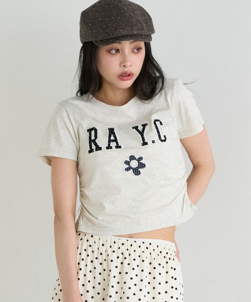 RAY CASSIN(レイカズン)の「ロゴパッチチビTシャツ(Tシャツ/カットソー・レディース・カーキ/ホワイト系その他/グレー/ネイビー・FREE)」の2枚目の写真