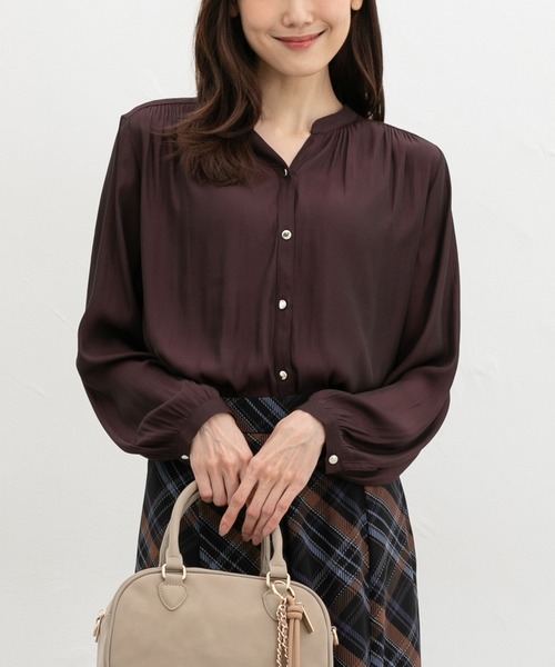 Honeys(ハニーズ)の「スキッパーブラウス(シャツ/ブラウス・レディース・ダークブラウン/ダークブルー/チャコール/グレイッシュベージュ/パープル・3L/L/LL/M/S)」の3枚目の写真