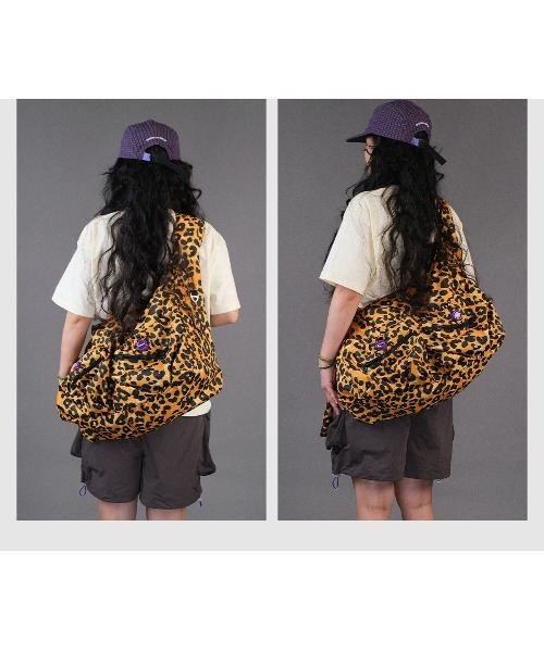 OFFWINTER(オフウィンター)の「【OFFWINTER】柄 ワッシャー 2WAY Hobo ショルダーバッグ(L)(ショルダーバッグ・メンズ・ダークグリーン/ピンク/レオパード・LARGE)」の8枚目の写真