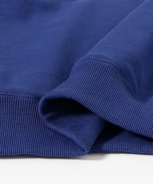 BEAMS T(ビームスティー)の「Diaspora skateboards / College Logo Crewneck Sweatshirt(スウェット・メンズ・ネイビー・M/L/XL)」の6枚目の写真