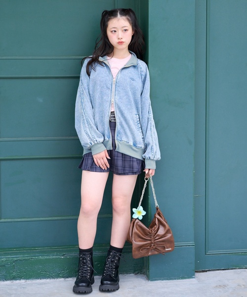 LOVETOXIC(ラブトキシック)の「【LTXC】8ホールブーツ(スニーカー・キッズ・ブラック・25-25.5/22-22.5/24-24.5cm/23-23.5cm)」の5枚目の写真