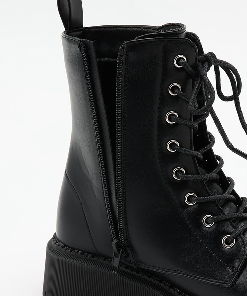 LOVETOXIC(ラブトキシック)の「【LTXC】8ホールブーツ(スニーカー・キッズ・ブラック・25-25.5/22-22.5/24-24.5cm/23-23.5cm)」の4枚目の写真