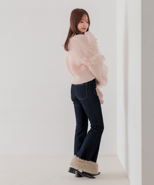Heather(ヘザー)の「ファーフレアデニムパンツ 1063907(デニムパンツ・レディース・ベージュ/ワンウォッシュ/ブラック・S/M)」の5枚目の写真