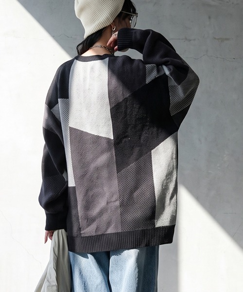 antiqua(アンティカ)の「ジャガード ブロック柄 配色 ニット(ニット/セーター・レディース・ブラックミックス/グリーン系その他・ONESIZE)」の6枚目の写真