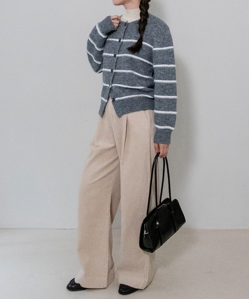 on:nue(オンニュ)の「【on:nue】パイピングシャギーボーダーニットカーディガン /26-27 AW COLLECTION(カーディガン/ボレロ・レディース・アイボリー/ネイビー/グレー・FREE)」の21枚目の写真