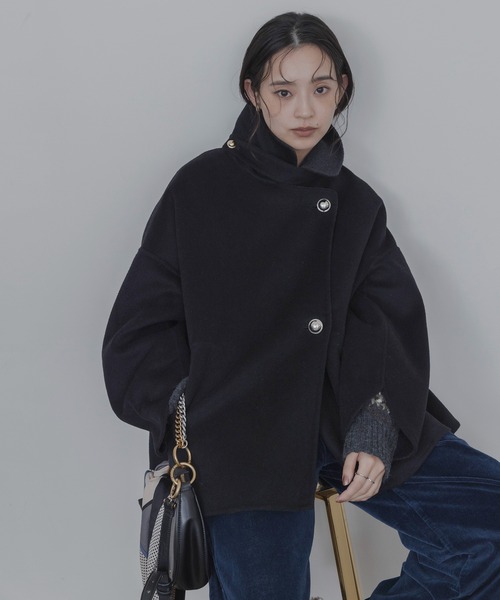 Eimee Law(エイミーロウ)の「ハンドメイドハーフコート(その他アウター・レディース・ベージュ/ブラック/ライトピンク・FREE)」の2枚目の写真