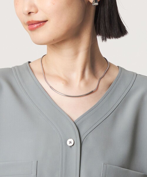 green label relaxing(グリーンレーベルリラクシング)の「ツイル ポケット シャツ マシンウォッシャブル ストレッチ(シャツ/ブラウス・レディース・ライトブルー/オフホワイト/ベージュ/ネイビー・FREE)」の21枚目の写真