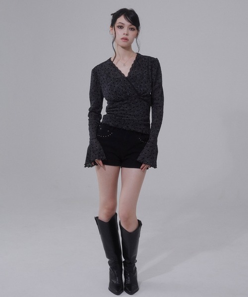 ENVYM(アンビー)の「カシュクールピコレーストップス ハート柄(Tシャツ/カットソー・レディース・グレー/ブラック/ベージュ・FREE)」の8枚目の写真